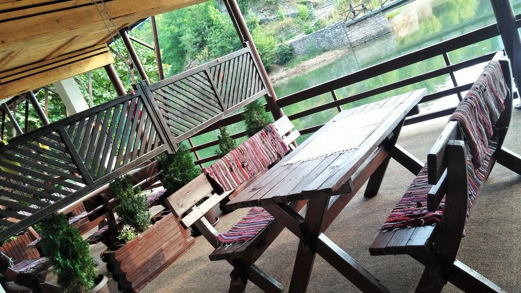 سراييفو B&B Bazeni المظهر الخارجي الصورة